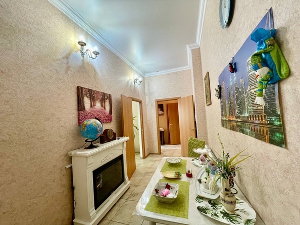 
   Продам 2-комнатную, 56 м², Кати Соловьяновой ул, 84

. Фото 9.