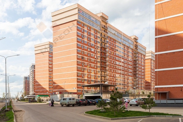 
   Продам 2-комнатную, 54.7 м², Западный Обход ул, 39/2к5

. Фото 14.