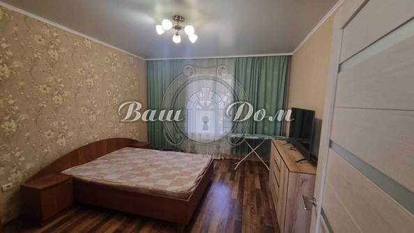 
   Продам 2-комнатную, 51.3 м², Космонавтов ул, 8

. Фото 1.