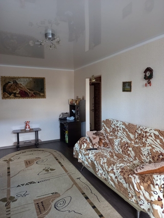 
   Продам 2-комнатную, 36 м², Северный мкр, д 12

. Фото 1.