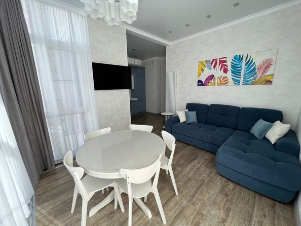 
   Продам 2-комнатную, 65 м², Крымская ул, к 24

. Фото 3.