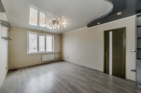 
   Продам 3-комнатную, 81.5 м², 9-я Тихая ул, 5

. Фото 1.