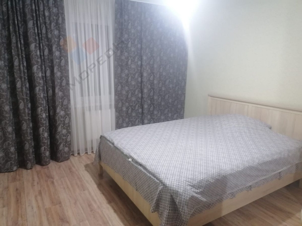 
   Продам 2-комнатную, 64.9 м², Героя Яцкова И.В. ул, 28

. Фото 11.