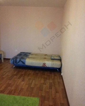 
   Продам 1-комнатную, 38 м², Героев-Разведчиков ул, 30

. Фото 2.