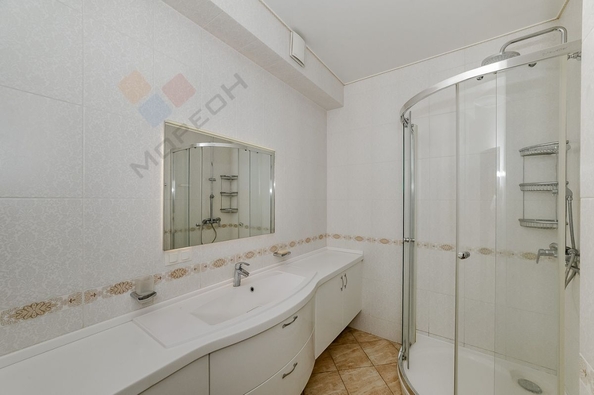 
   Продам 3-комнатную, 119.1 м², Арбатская ул, 14

. Фото 17.