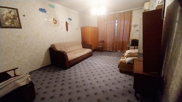 
   Продам 2-комнатную, 60 м², ГСК-17 тер

. Фото 3.