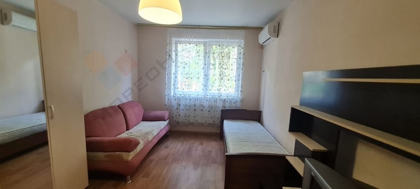 
   Продам 1-комнатную, 39.7 м², Героев-Разведчиков ул, 22

. Фото 3.