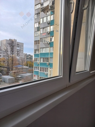 
   Продам 2-комнатную, 66.8 м², 40-летия Победы ул, 33/8

. Фото 22.