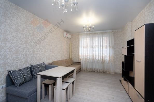 
   Продам 1-комнатную, 40.5 м², Тополиная ул, 46к1

. Фото 4.