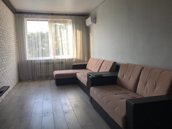 
   Продам 1-комнатную, 43 м², Дзержинского ул, д 2

. Фото 6.