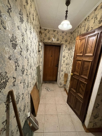 
   Продам 4-комнатную, 72 м², Гагарина ул, 24

. Фото 4.