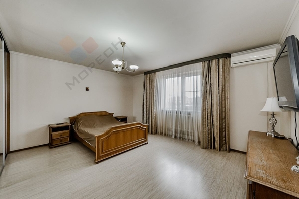 
   Продам дом, 295.4 м², Краснодар

. Фото 21.