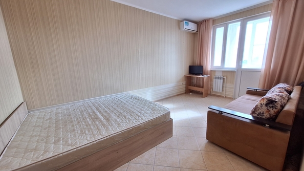 
   Продам 1-комнатную, 42 м², Новороссийская ул, 279

. Фото 7.