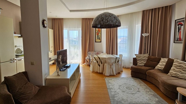 
   Продам 2-комнатную, 74 м², Садовая ул, д 51

. Фото 6.