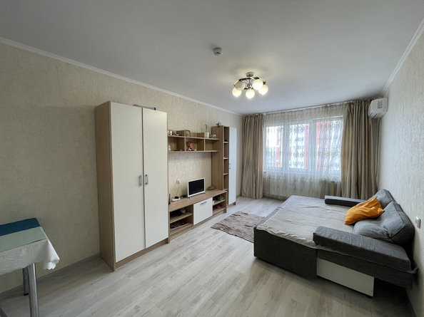 
   Продам 1-комнатную, 38 м², Адмирала Пустошкина ул, 22к6

. Фото 5.