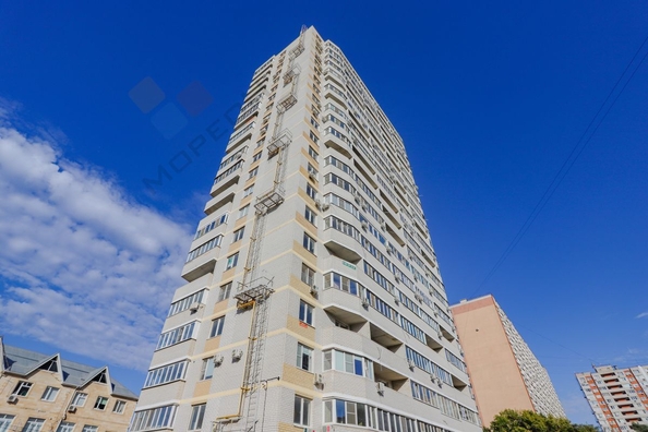 
   Продам 1-комнатную, 38 м², Фабричная ул, 4

. Фото 1.