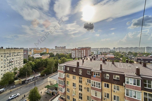 
   Продам 2-комнатную, 54.9 м², Черкасская ул, 43

. Фото 12.