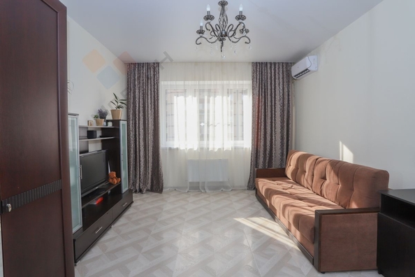 
   Продам 1-комнатную, 41 м², Стахановская ул, 1

. Фото 1.