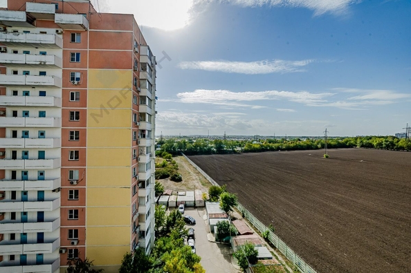 
   Продам 2-комнатную, 60 м², Академика Лукьяненко П.П. ул, 34

. Фото 22.