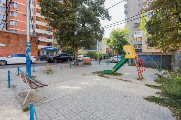 
   Продам 3-комнатную, 79.6 м², Уральская ул, 13

. Фото 25.