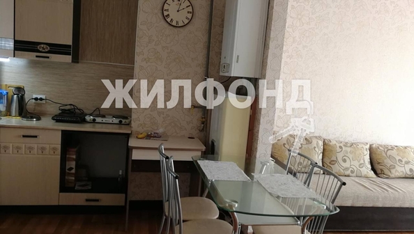 
   Продам 1-комнатную, 40 м², Полтавская ул, 19/6

. Фото 3.