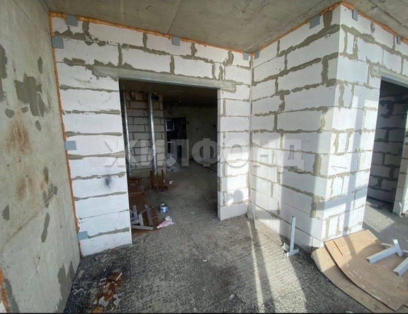 
   Продам 1-комнатную, 43 м², Есауленко ул, 6а

. Фото 3.