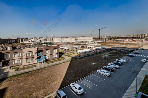 
   Продам 3-комнатную, 70.7 м², генерала Корнилова ул, 9к3

. Фото 15.