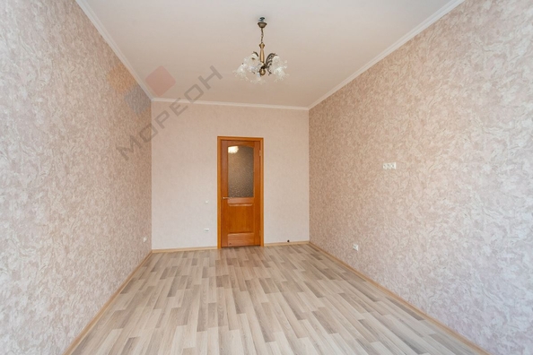 
   Продам 1-комнатную, 44.2 м², Черкасская ул, 105

. Фото 2.