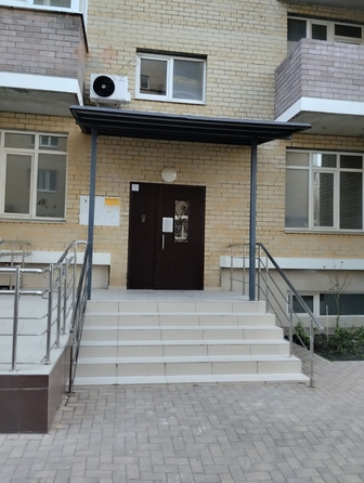 
   Продам 1-комнатную, 35 м², Московская ул, 158

. Фото 22.