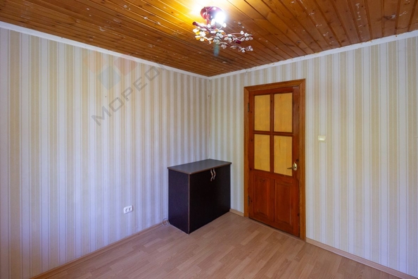 
   Продам 3-комнатную, 29.9 м², Гидростроителей ул, 17

. Фото 17.