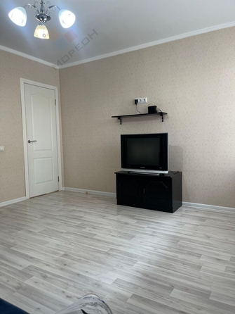 
   Продам 1-комнатную, 39.1 м², Селезнева ул, 4/13к2

. Фото 4.