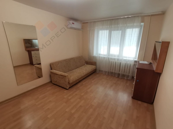 
   Продам 1-комнатную, 31.8 м², Авиагородок ул, 18

. Фото 3.