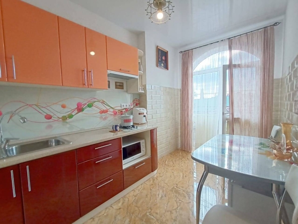 
   Продам 1-комнатную, 33 м², Кирова ул, 127

. Фото 1.