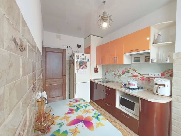 
   Продам 1-комнатную, 33 м², Кирова ул, 127

. Фото 2.