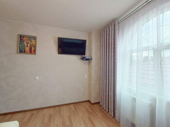 
   Продам 1-комнатную, 33 м², Кирова ул, 127

. Фото 10.