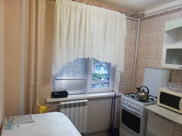 
   Продам 1-комнатную, 30 м², Победы ул, 110

. Фото 1.