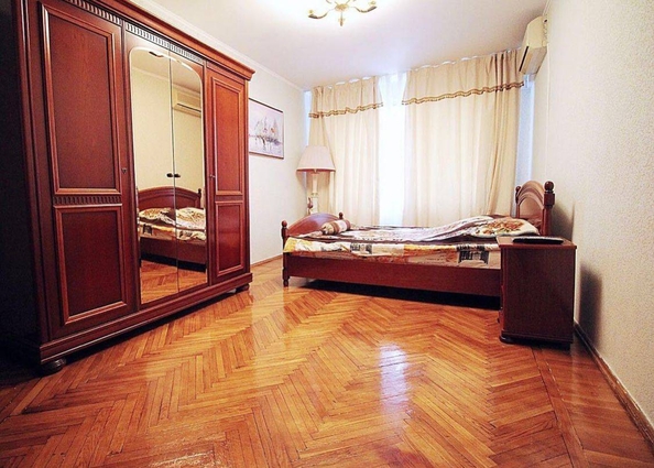 
   Продам 2-комнатную, 50 м², Воровского ул, 53

. Фото 5.