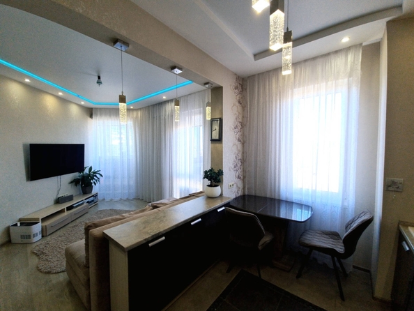 
   Продам 3-комнатную, 93 м², Виноградная ул, 2В

. Фото 13.