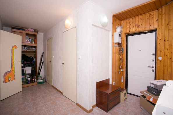 
   Продам 2-комнатную, 54.8 м², Голубые дали ул, 38

. Фото 12.