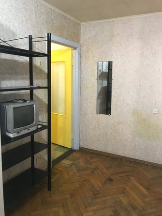 
   Продам 1-комнатную, 32 м², Роз ул, 54

. Фото 2.