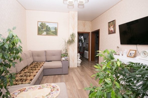 
   Продам 2-комнатную, 76 м², Ленина ул, 256/6

. Фото 1.