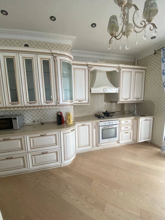 
   Продам 4-комнатную, 117 м², Пирогова ул, 50

. Фото 2.