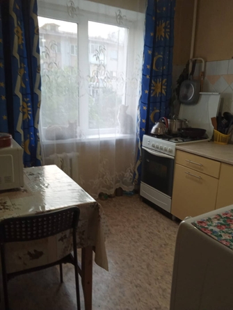 
   Продам 1-комнатную, 32 м², 50 лет СССР ул, 14

. Фото 2.