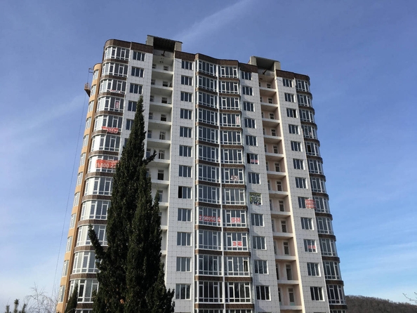 
   Продам 2-комнатную, 60.4 м², Виноградная ул, 195/1

. Фото 2.