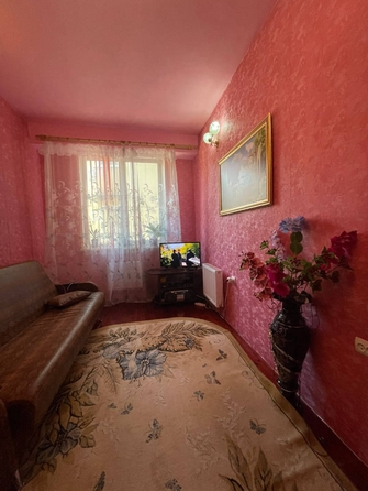 
   Продам 1-комнатную, 33 м², Виноградная ул, 123/8

. Фото 2.