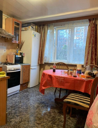 
   Продам 3-комнатную, 67 м², Полтавская ул, 30Б

. Фото 1.