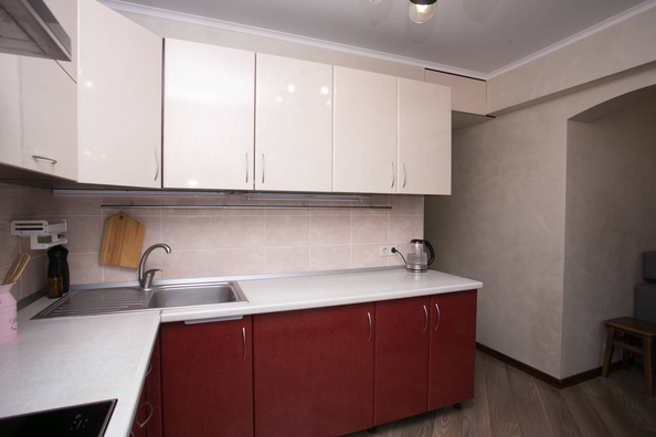 
   Продам 3-комнатную, 71 м², Кирова ул, 75

. Фото 5.