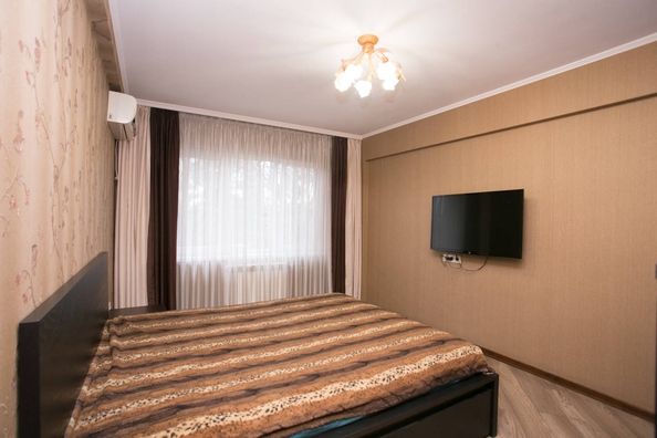 
   Продам 3-комнатную, 71 м², Кирова ул, 75

. Фото 12.