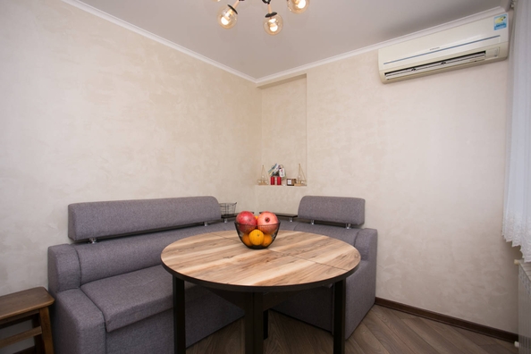 
   Продам 3-комнатную, 71 м², Кирова ул, 75

. Фото 23.