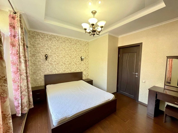 
   Продам 3-комнатную, 80 м², Тепличная ул, 50/10

. Фото 7.